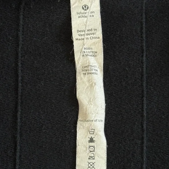 Lululemon Black Hooded Zip-Up Vintage size 8 - Picture 4 of 8
